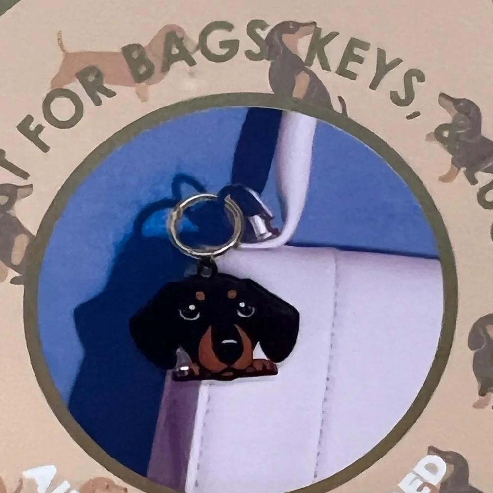 DACHSHUND Air Tag Holder